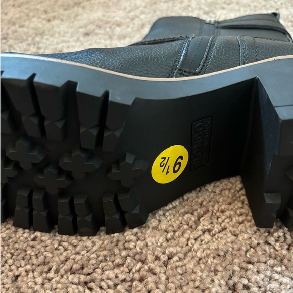 NWT Blondo waterproof Reno Black Leather Combat Boots Size 9.5 - Picture 7 of 10